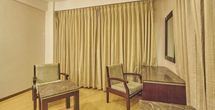 Treebo Trend Hotel Parker Ahmedabad Exterior foto